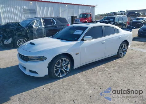 2016 Dodge Charger Road/Track z USA, uszkodzony, nr VIN 2C3CDXCT7GH242701